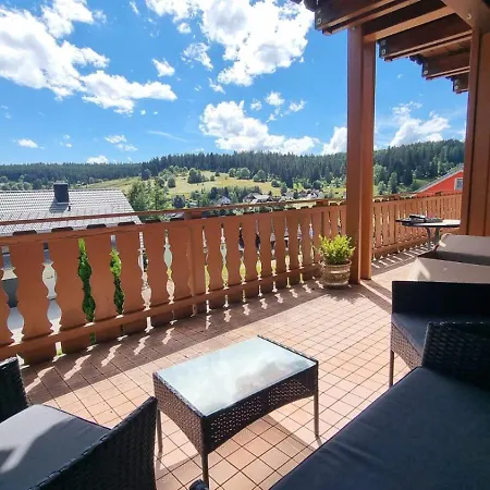 Black Forest Holidays - Auerhahn - Schwarz Wald